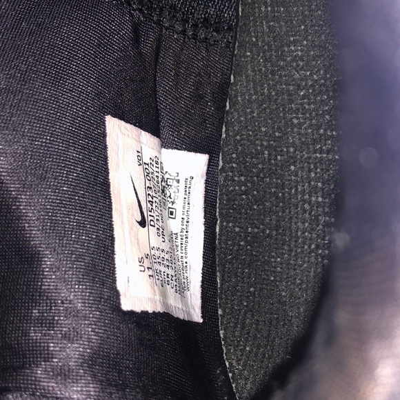 Used Lebron 20s - Picture 4 of 13